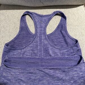 Lululemon top